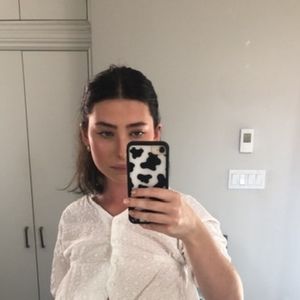 Meet your Posher, Cecilia